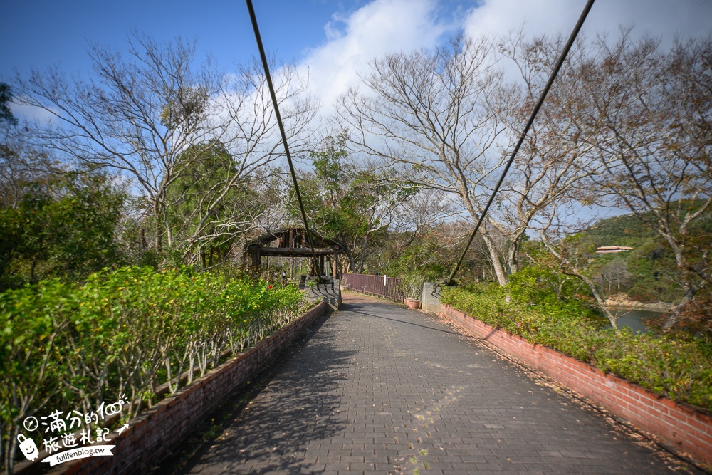 【苗栗日新島】水榭樓台,全台唯一湖中島上的咖啡館!來看水庫.拍洋樓.喝下午茶.探索水管洞穴!