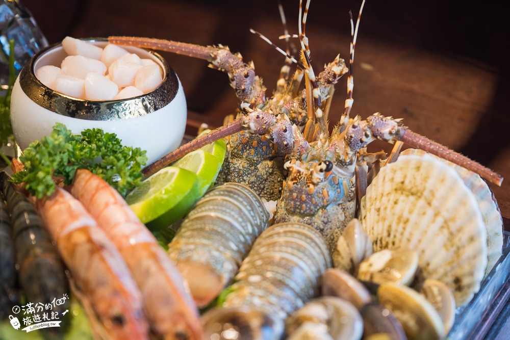 台中美食|瘋鍋日式涮涮鍋大甲店|平價火烤兩吃鍋,超浮誇龍蝦海珠寶盒~開箱品嚐,大顆鑽戒帶回家!