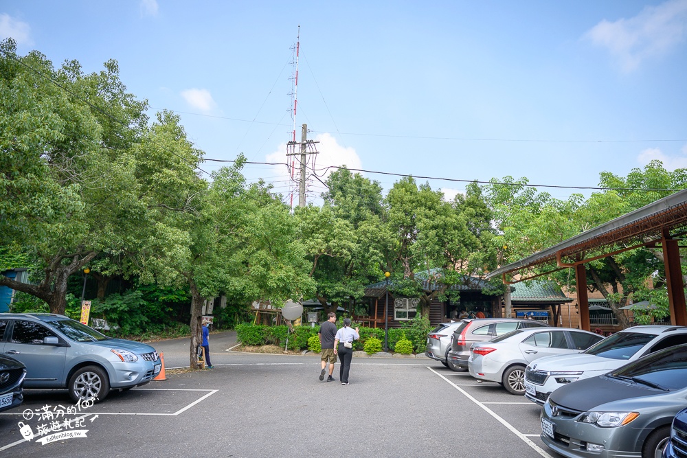 彰化景點【銀行山禾家牧場】免門票看牛群,必吃鮮奶冰淇淋,超便宜鮮奶肉包好吃耶!