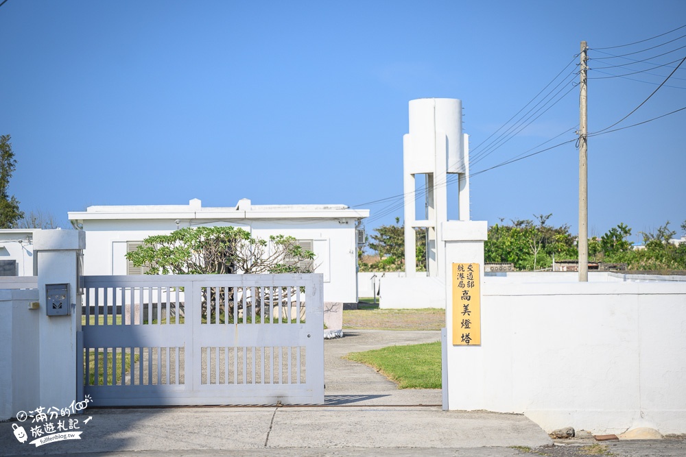 台中景點|高美燈塔.高美濕地3D立體彩繪牆(免門票)最美希臘風海景城堡幼兒園!