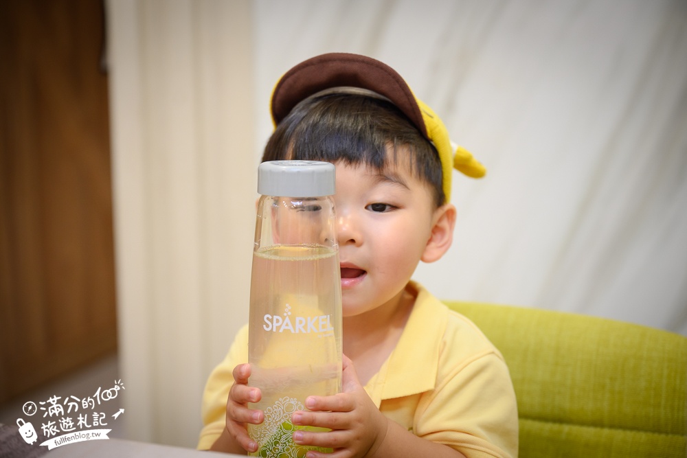 【Sparkel萬用氣泡水機推薦】免使用鋼瓶的氣泡水機,可直接加入水果.冰塊和糖漿,和小孩在家也能輕鬆DIY好喝的氣泡飲!