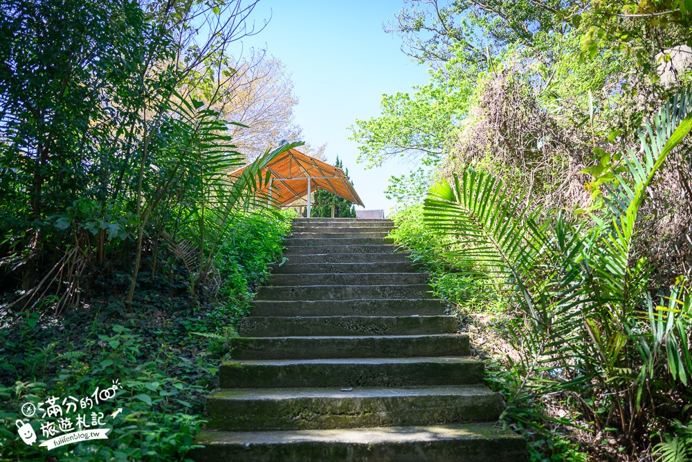 苗栗景點|鹿角Café.叢林系巴士.波西米亞帳篷,超浪漫～花園秘境咖啡館!