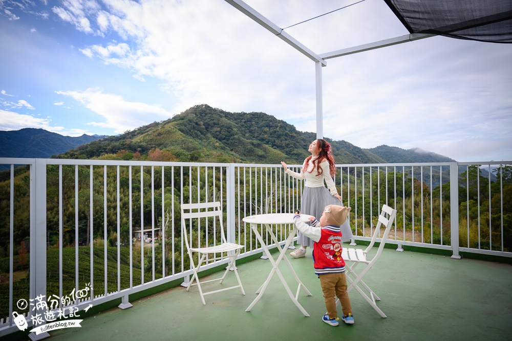 桃園【景美山林茶園&山月茶屋】復興鄉網美咖啡館.玻璃屋裡望山景看茶田超放鬆!