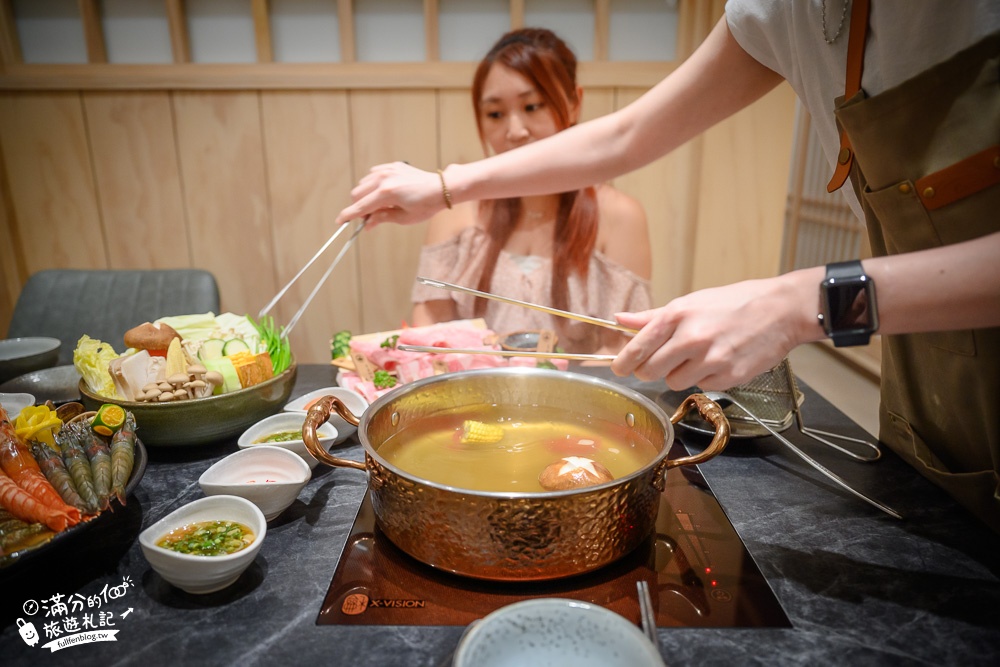 桃園美食|睦月亭.日本和牛火鍋餐廳|頂級日本A5和牛鍋物,專業桌邊服務~專屬質感包間好自在!