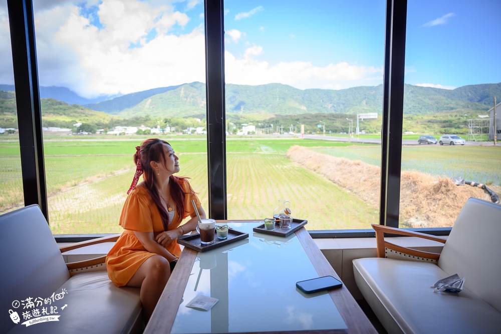 台東景點|池上鄉9號咖啡|台東下午茶,田野旁的玻璃咖啡館~連綿群山,稻田風光盡收眼底! @滿分的旅遊札記