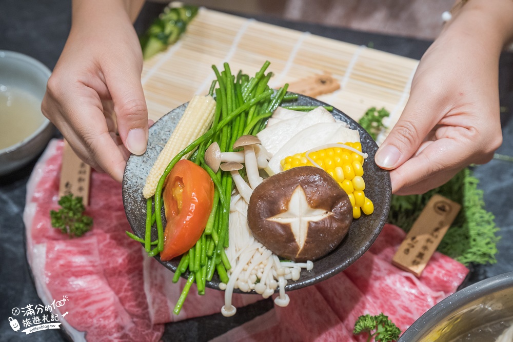 桃園美食|睦月亭.日本和牛火鍋餐廳|頂級日本A5和牛鍋物,專業桌邊服務~專屬質感包間好自在!