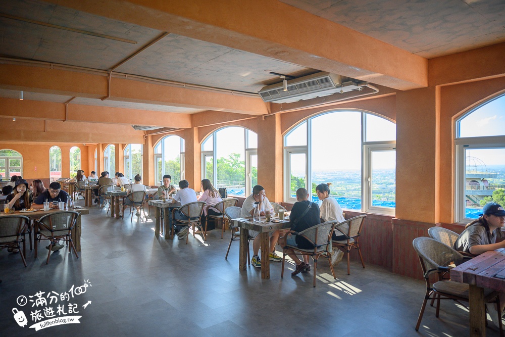 新竹新景點【空ㄟCafé】空ㄟ咖啡新竹店,湖口最新景觀餐廳,在摩洛哥城堡吃窯烤披薩!