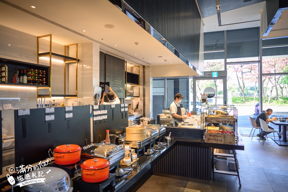 台中市區住宿推薦|台中大毅老爺行旅|一泊一食.獨享百萬夜景.繁天星空~距離天空最近的藝術旅店!