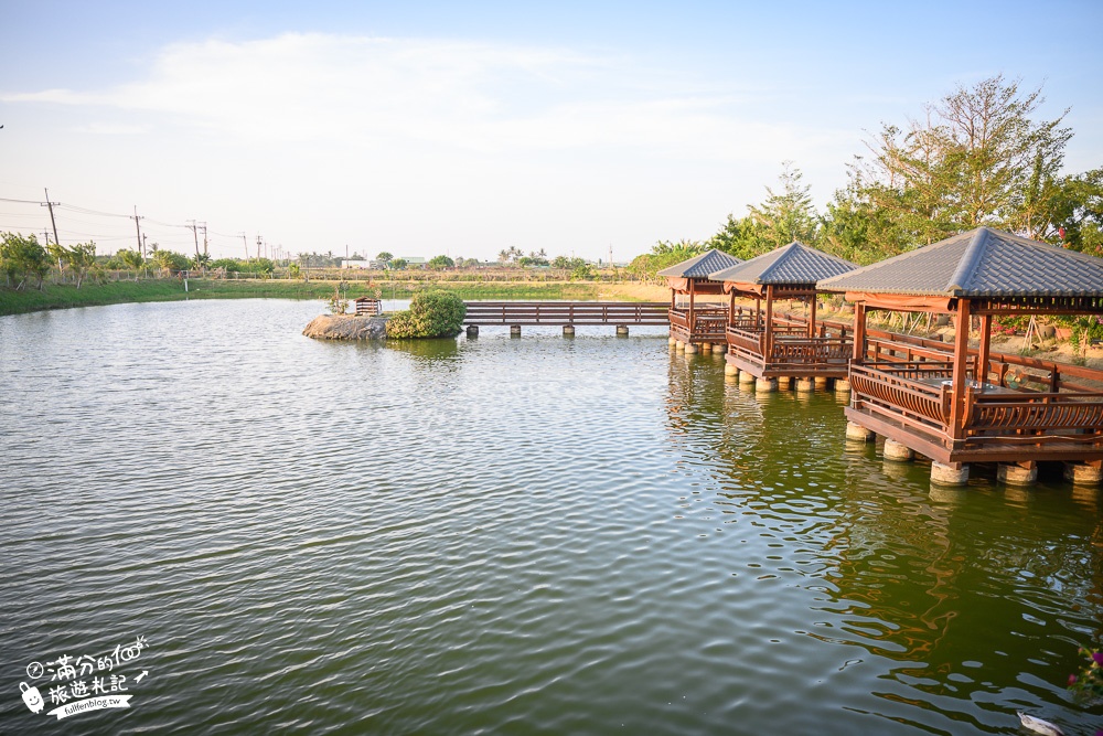 台南景點|水瀨閣水上木屋景觀海鮮餐廳美食.夢幻小峇里島.水上涼亭吃海鮮.還能體驗釣魚餵魚鴨!