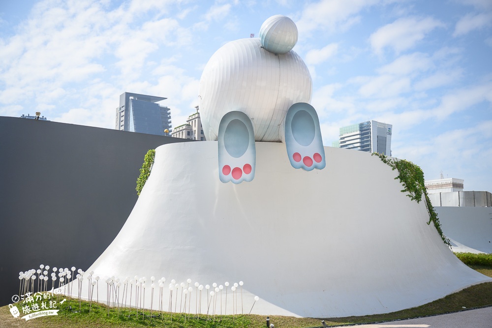 台中景點|臺中國家歌劇院(免門票)城市中的空中花園.探索獨特孔洞建築,台中市區順遊攻略!