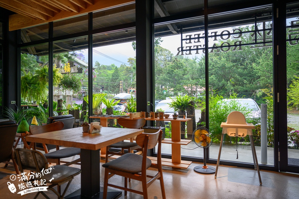 南投【嶋嶋坐景觀咖啡館】鹿谷景觀咖啡館,被綠植盆栽包圍的玻璃屋,午茶約會好地方!