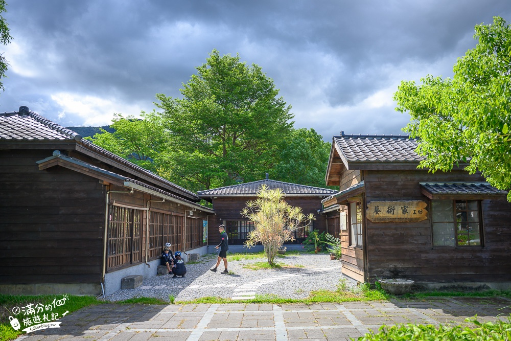 花蓮景點【花蓮光復糖廠】(免門票)最新英式小火車.搭火車探索百年糖廠,吃冰淇淋.買伴手禮好愜意!