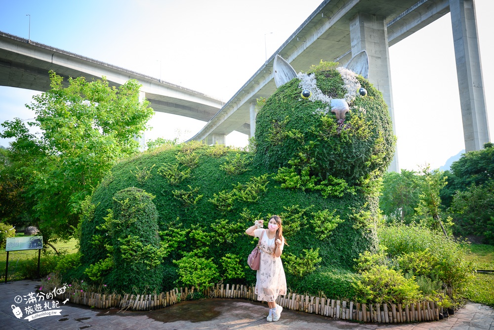 南投【橋聳雲天綠雕園區】全台最美高速公路,視野超遼闊~隱身高架橋下的森林秘境!