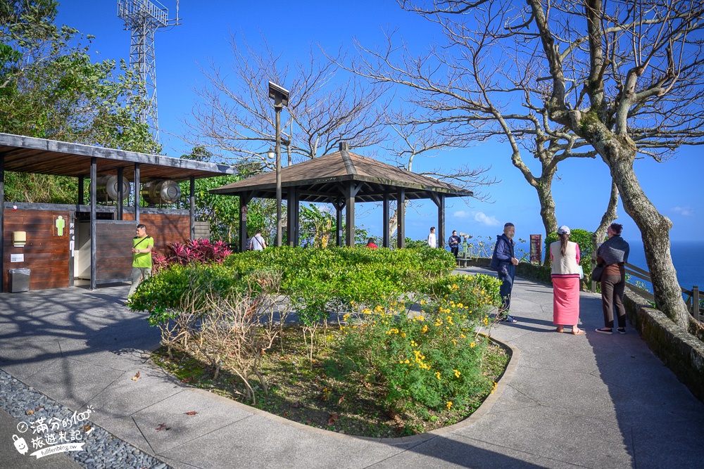 花蓮景點【芭崎休息區】免門票台11線花東公路秘境,輕鬆眺望大石鼻山和太平洋, 山海月牙灣是最美背景版!