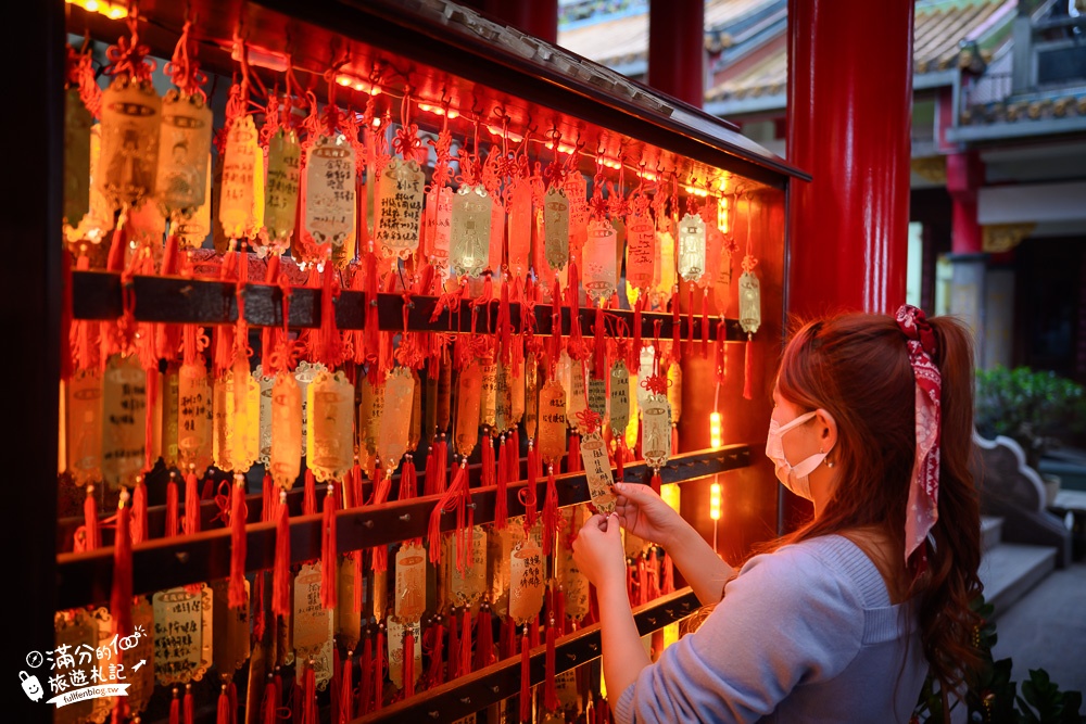 新北景點|汐止聖德宮|夢幻山中寺廟,拜媽祖,輕鬆眺望大尖山~秒置身古歐洲神殿,順遊景點攻略!