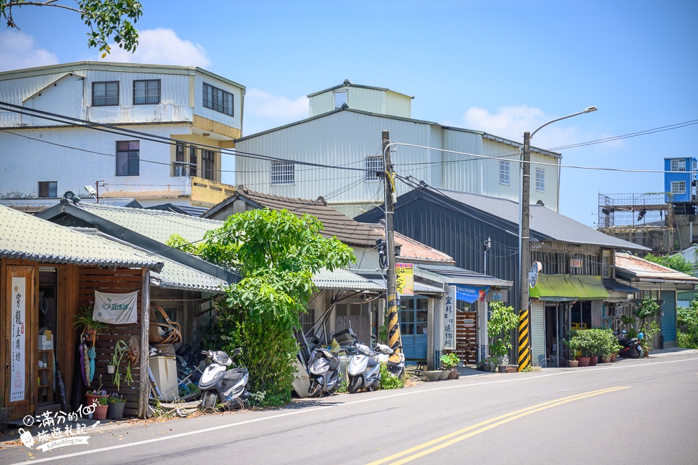 【苗栗穿龍老屋豆腐坊】老宅創意豆腐花店.秘境水上小屋,吃鹽滷豆花及漸層果凍好消暑!