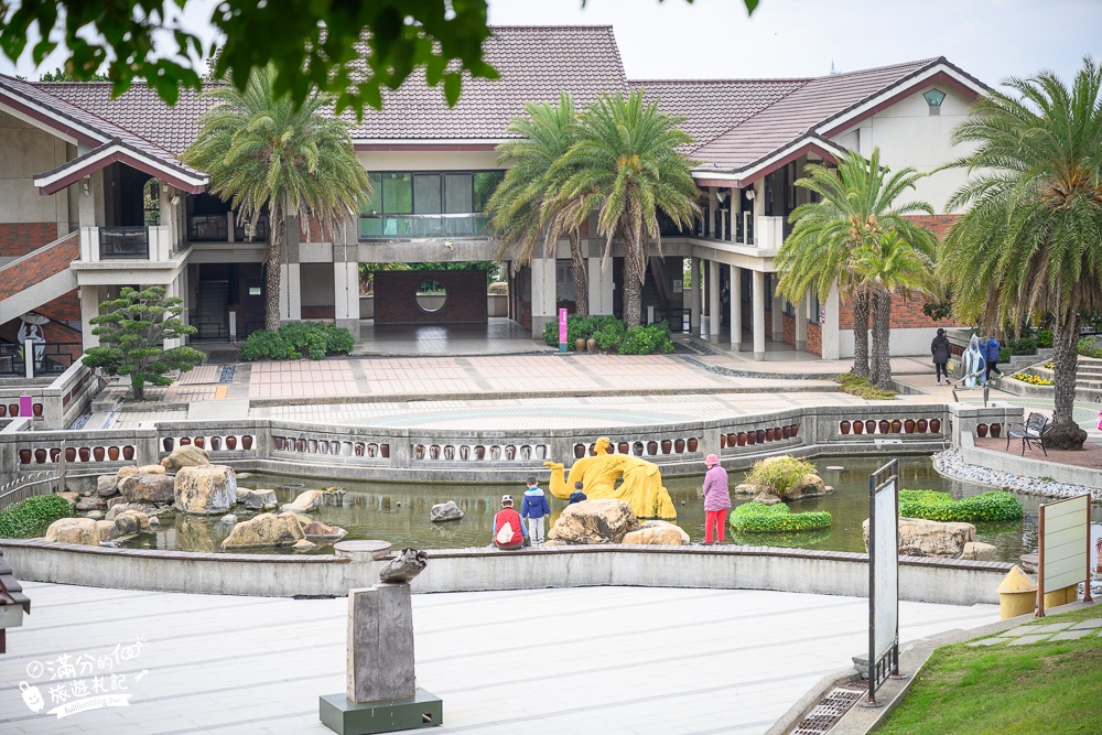 台中景點|臺中市港區藝術中心(免門票)清水眷村文化園區一起玩|別有洞天~輕鬆漫遊江南美景!