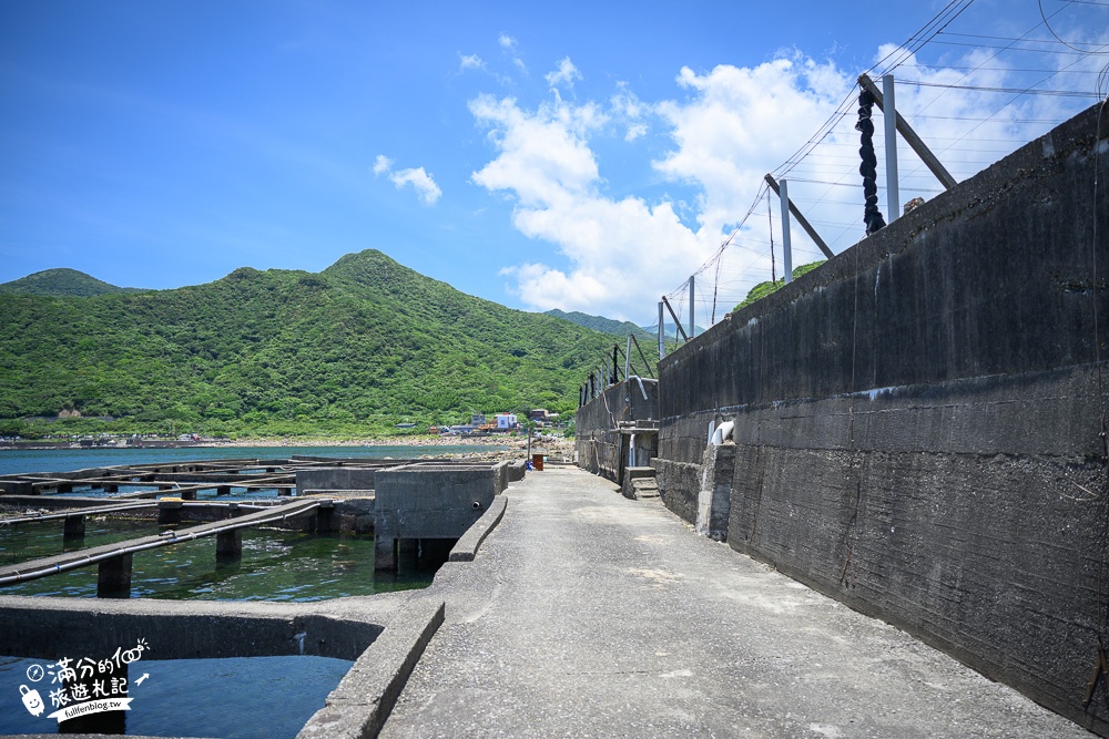 新北景點|海想來.龍洞灣咖啡館.望山看海賞九孔池~獨特海上九宮格!