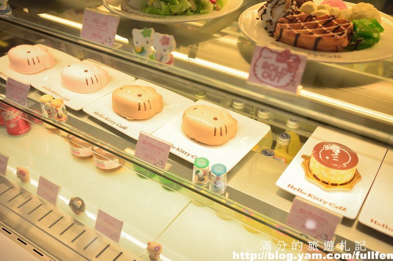 【韓國首爾】超可愛Hello Kitty Caf’e(弘大站)/韓國下午茶/咖啡館/