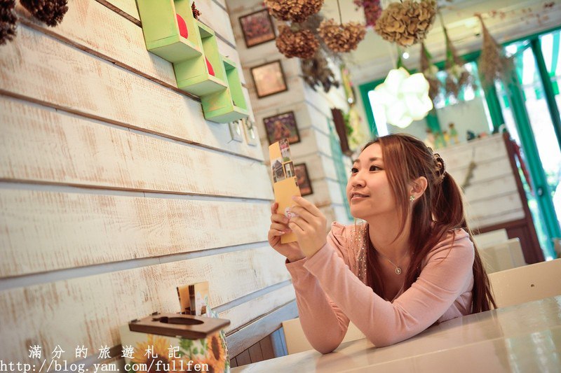 苗栗大湖景點》花間集輕食小館 季節限定招牌必吃 草莓牛奶雪花冰 還有暖呼呼的草莓牛奶鍋