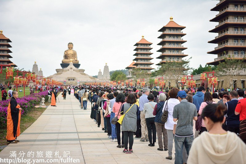 高雄大樹景點》佛光山佛陀紀念館 春節限定煙火秀 高雄年節出遊首選