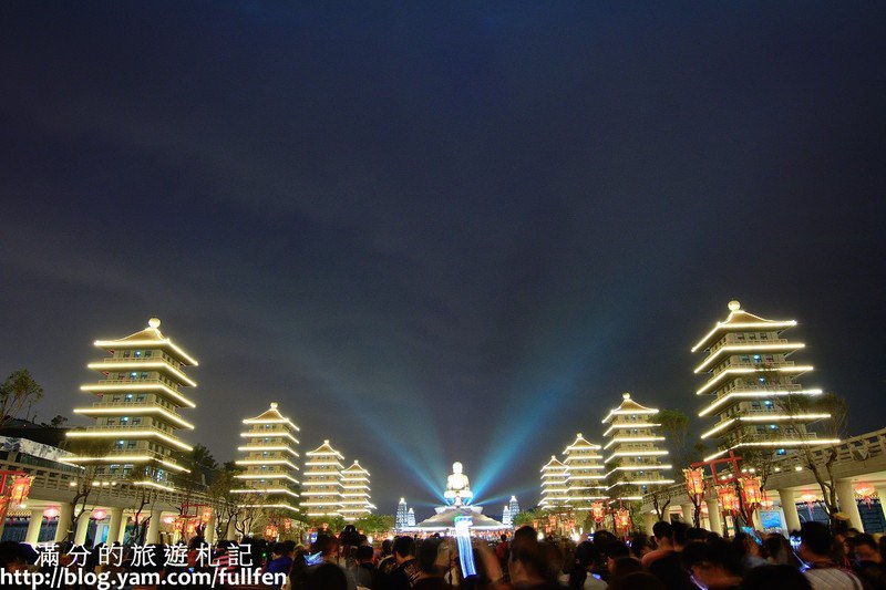 高雄大樹景點》佛光山佛陀紀念館 春節限定煙火秀 高雄年節出遊首選